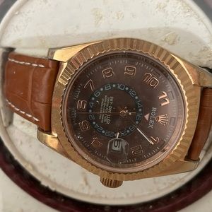 Meet your Posher, Dana